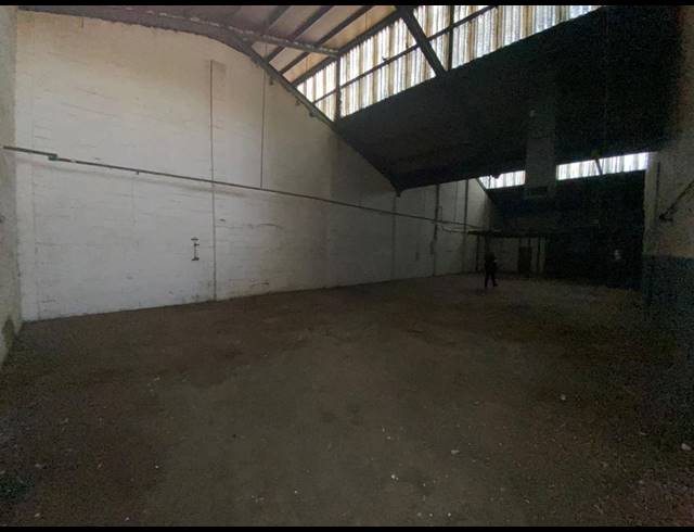 5,500M² WAREHOUSE TO LET IN MAITLAND